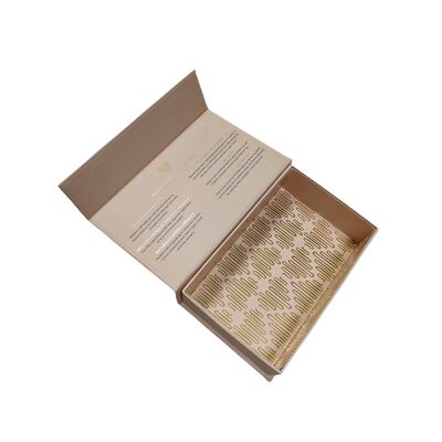 Buen precio Caja de papel cosmético duradera con superficie lisa y fina, alta rigidez y laminado mate resistente a los arañazos, perfecta para las necesidades de empaque de cuidado de la piel y maquillaje en línea