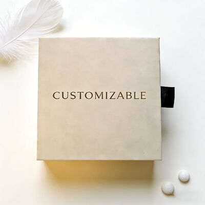 Buen precio Papel especial montado en cartón gris Caja de papel de joyería con estampado en caliente y relieve tamaño personalizable perfecto para regalos y exhibición al por menor online