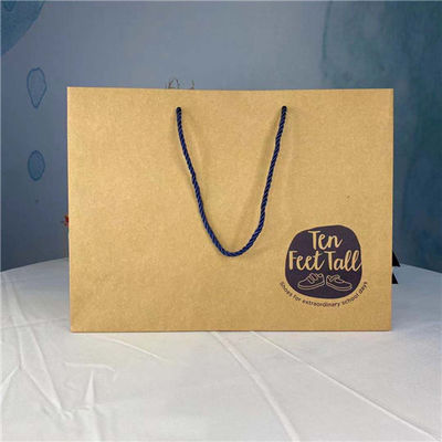Buen precio Bolsos de sellado calientes del regalo de Logo Large Model Kraft Paper en línea
